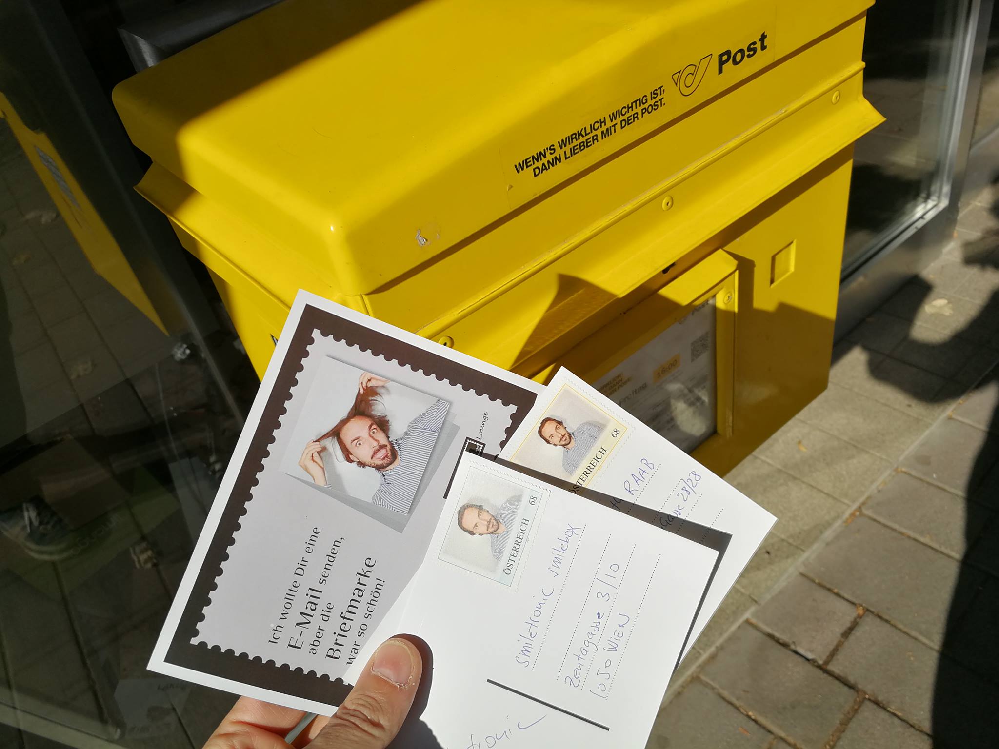 smiletronicaustrianpost